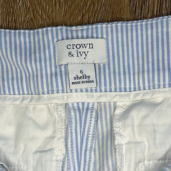 Crown & Ivy Blue & White Striped Shelby Scalloped Shorts Size 6 - Picture 3 of 4